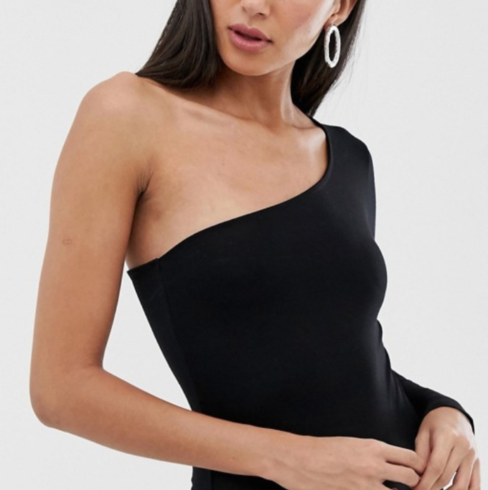 🐞Posh Asymmetrical Bodysuit